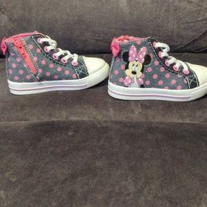 Kids shoes
